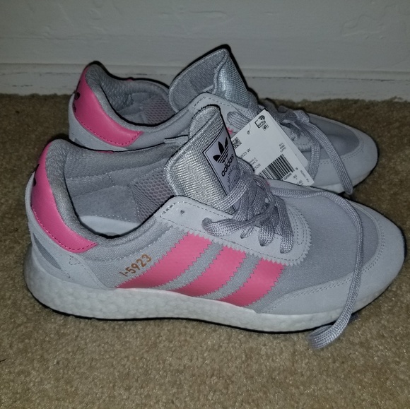 💸 SOLD 💸 Adidas I-5923 Grey w/pink stripes 8 - Picture 5 of 7